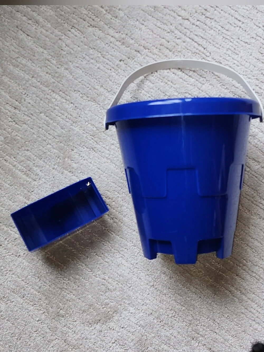 Lowe's Sand Castle Bucket & Brick Form Set - Blue & White - NEW!